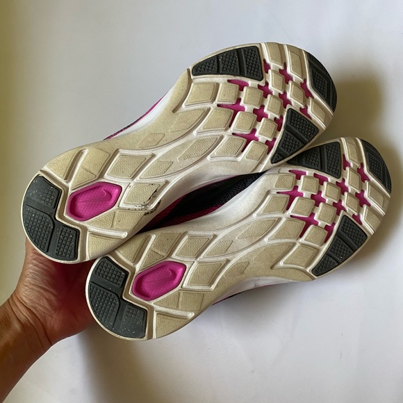 Nike Memory Foam Insole Mesh Look Training Shoe - Picture 6 of 11